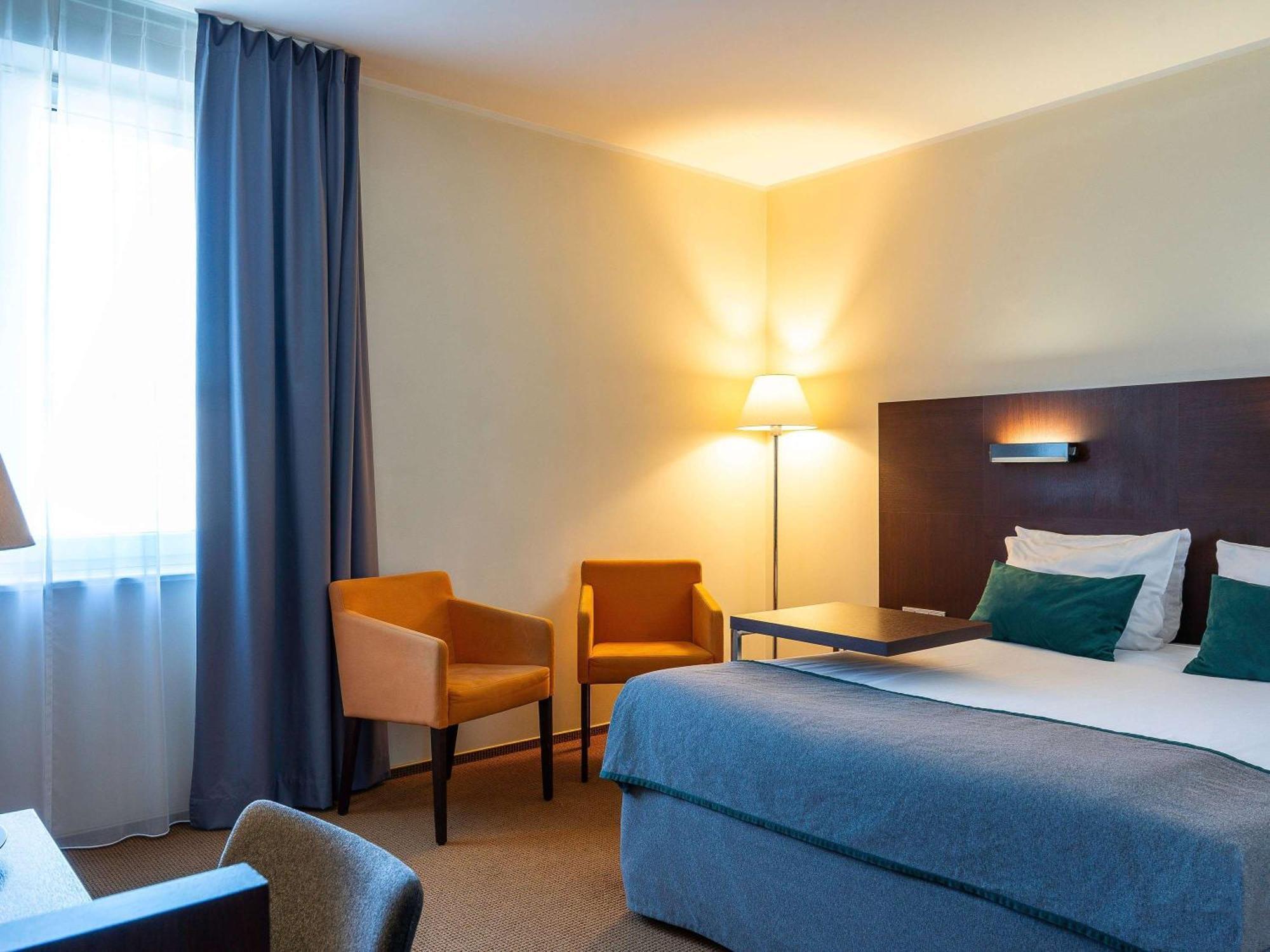 Mercure Airport 4* Warsaw