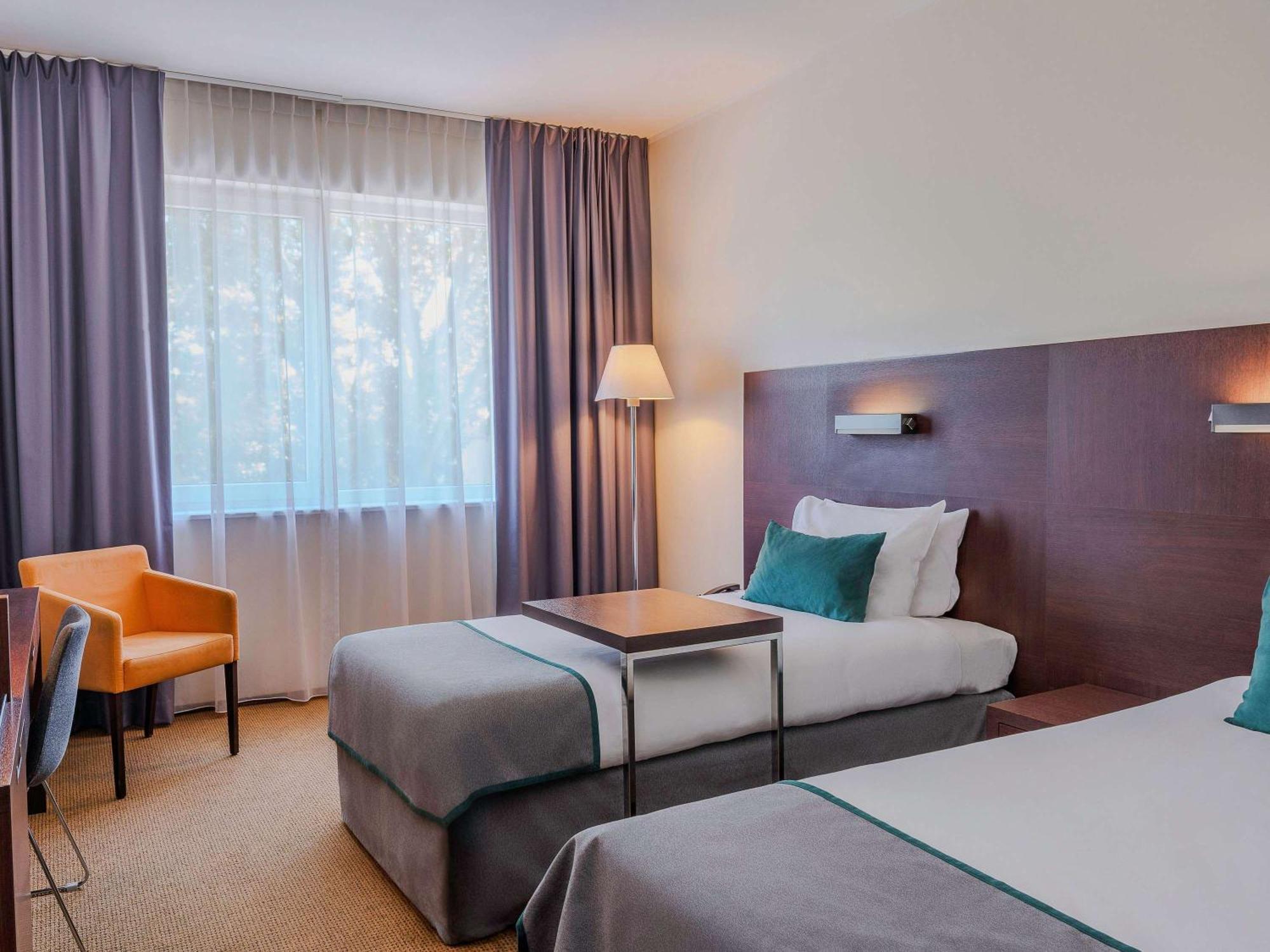 Mercure Airport