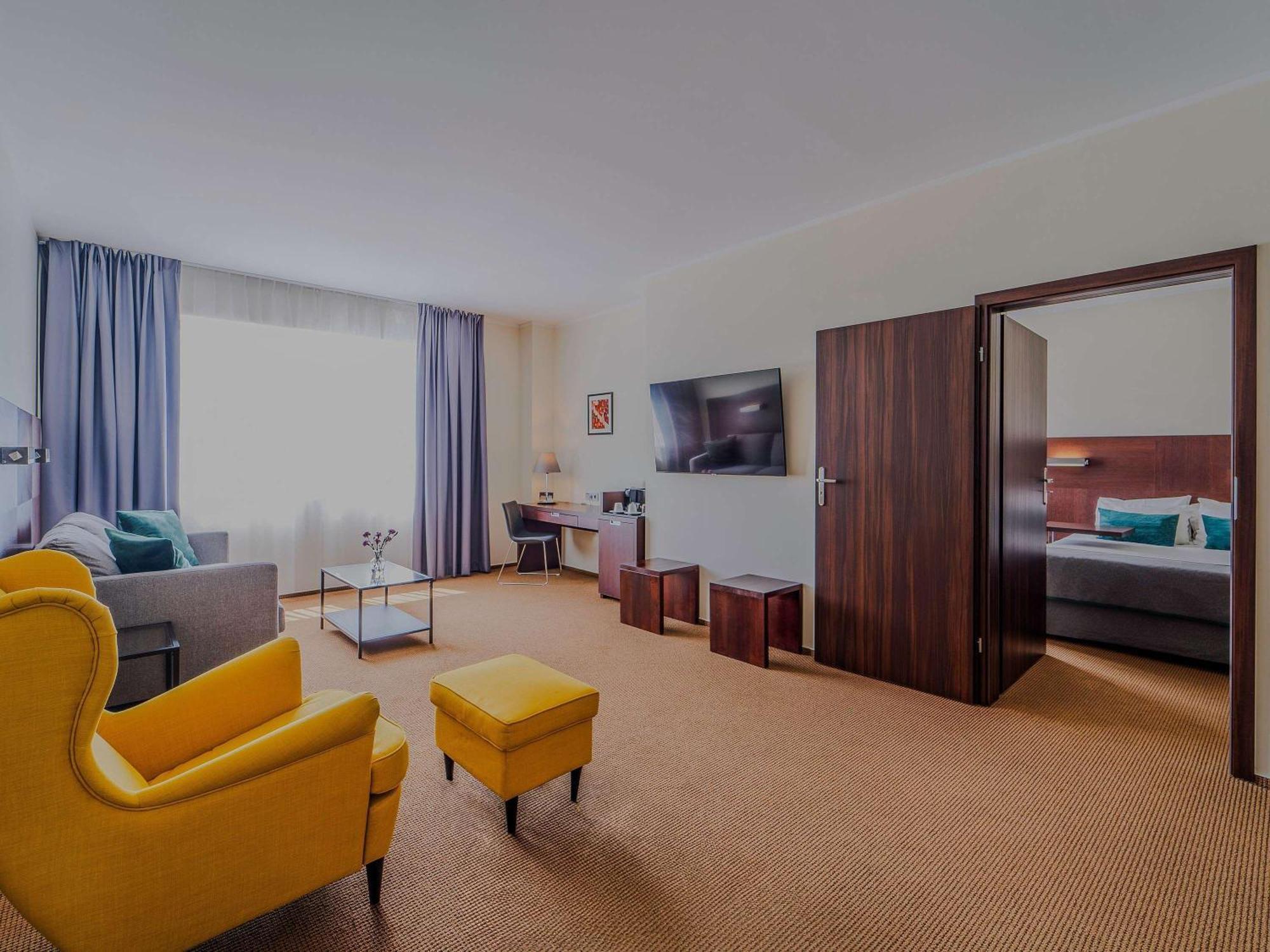 Mercure Airport Hotel